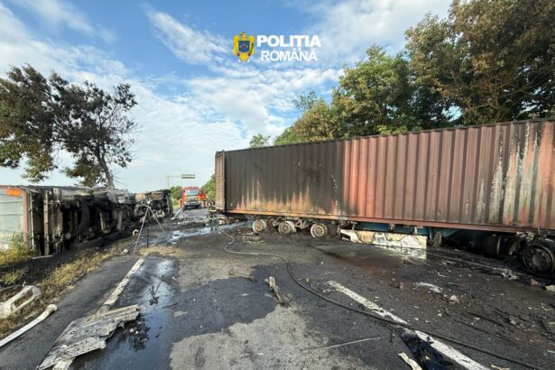 galerie foto accident rutier cu doua tir uri implicate vehiculele au luat foc un sofer este din tulcea altul din ucraina 6a3bb64741c22