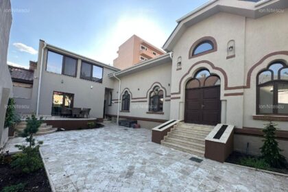 galerie foto doua cladiri istorice din centrul constantei scoase la vanzare pentru 25 milioane de euro 6a390c8f10f6a