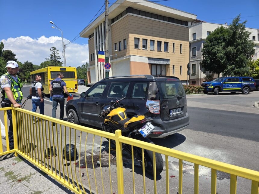galerie foto video accident rutier in municipiul constanta in zona poarta 2 un barbat a ajuns la spital 6a33f070a4a61