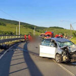 grav accident rutier pe dn1f in judetul cluj unde o motocicleta a intrat in coliziune cu un autoturism 6a25b87b04b53