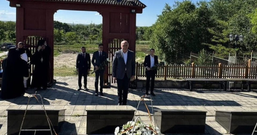 ilie bolojan a depus o coroana la manastirea eroilor romani de la tiganca republica moldova in memoria soldatilor morti in 1941 6a2e284414104