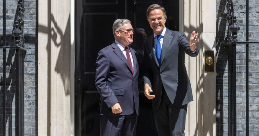 keir starmer discutii cu mark rutte marea britanie isi reafirma angajamentul fata de nato in plin conflict privind bugetul apararii 6a42bcf6eb79f
