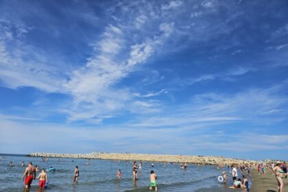 la o luna de la inceputul sezonului incepe verificarea marii pentru siguranta turistilor 6a3baf8f84774