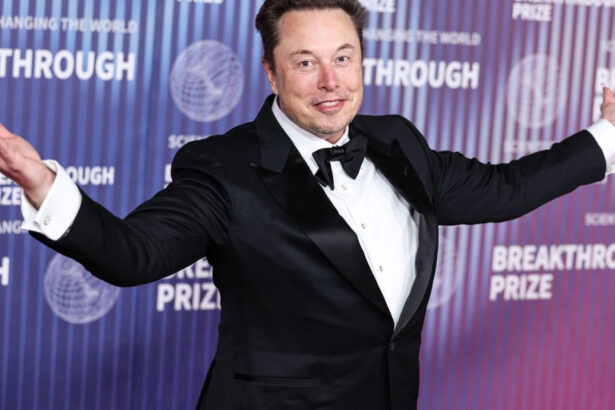 listarea la bursa a spacex il va face pe elon musk mai bogat decat aproape jumatate din populatia lumii la un loc 6a2a603e96c3d