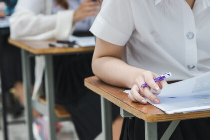 ministrul interimar mihai dimian a semnat ordinul pentru bacalaureat 2030 ce se schimba la examen 6a316bca7dd4b