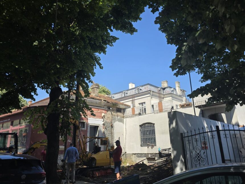modificari importante in centrul orasului blocuri noi si cladiri vechi reconfigurate pe tomis tudor vladimirescu si ion banescu detalii 6a312393a5cbe