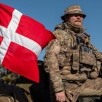 nato isi consolideaza flancul estic danemarca trimite un batalion de 850 de soldati in letonia 6a32a1282f45a