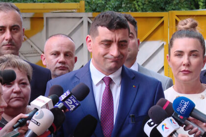 news alert aur conditioneaza votul pentru guvernul vestea george simion ii cere lui nicusor dan clarificari pana la ora 2130 6a396d5c3406d