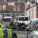 news alert trei familii de romani au fost afectate de violentele din belfast mae locuintele le au fost vandalizate 6a2989eb9ce68