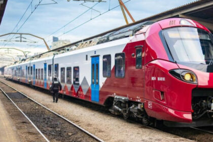 noi trenuri electrice intra in circulatie pe ruta bucuresti nord cluj napoca si retur 6a43d9b9284ef
