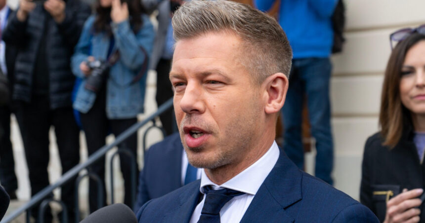 peter magyar numeste un critic al lui viktor orban la conducerea serviciilor de informatii 6a326ff5de52b