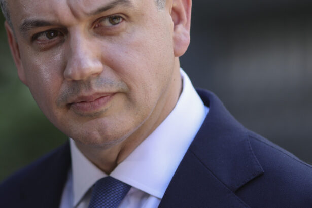 premierul desemnat eugen tomac a terminat programul de guvernare ce masuri prevede pentru economie educatie protectie sociala 6a2d8fecca49d