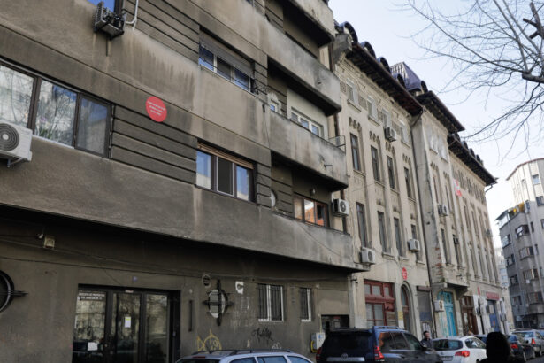 primaria capitalei vrea sa recupereze o parte din sumele cheltuite pentru consolidarea cladirilor cu risc seismic de la proprietari 6a438c936a0a6