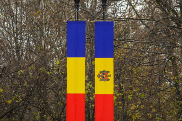 proiectul depus de s o s romania privind unirea cu republica moldova a fost adoptat tacit de camera deputatilor si merge la senat 6a3bb170173c0