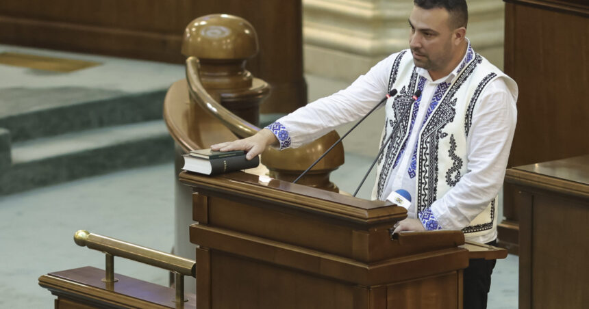 senatorul adrian peiu ales pe listele s o s romania s a alaturat pnl si va conduce interimar filiala ialomita 6a3b9b38749dc
