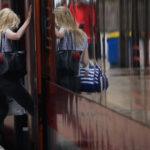 trenurile soarelui 2026 au intrat in circulatie legaturi directe spre litoral din toate regiunile tarii 6a2bd4e6ec504