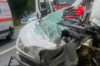 un mort si un ranit intr un accident produs in judetul mehedinti a fost solicitat elicopterul smurd 6a3814d47cd77