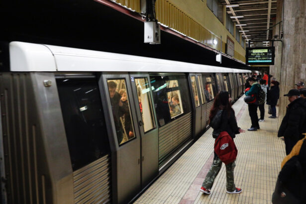 video biletul de metrou nu se scumpeste decizia de majorare a fost retrasa pretul anuntat de ministrul radu miruta 6a351d7407a80
