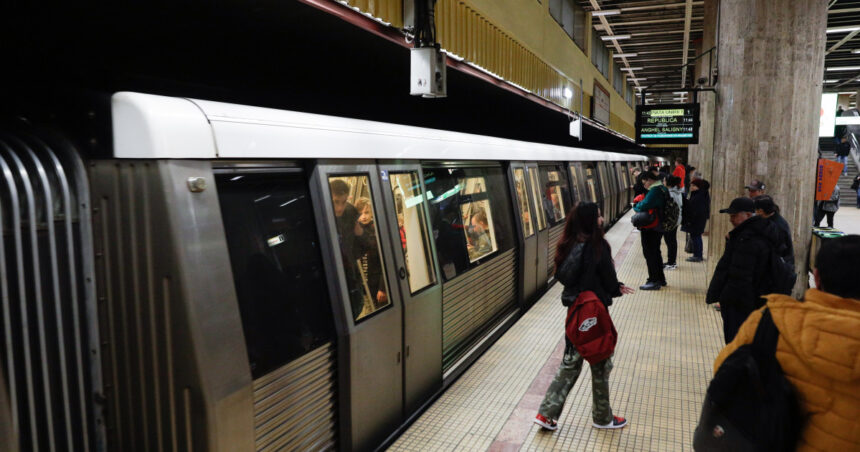 video biletul de metrou nu se scumpeste decizia de majorare a fost retrasa pretul anuntat de ministrul radu miruta 6a351d7407a80