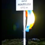 video doi turisti rataciti pe munte in buzau au fost salvati de jandarmi dupa o interventie de 5 ore 6a25a6de6b66d