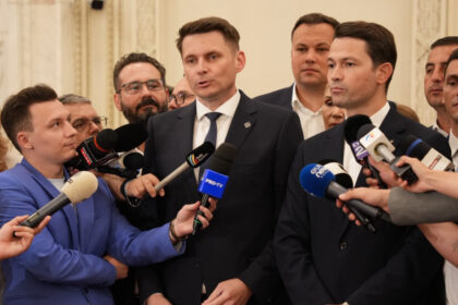 video motreanu si sighiartau pnl dupa ce cabinetul vestea a picat guvernul tradatorilor nu a obtinut votul au fost 48 de zile pierdute 6a3a13d003996
