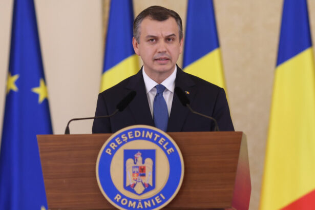 video premierul desemnat eugen tomac incepe azi negocierile decisive cu liderii partidelor pentru guvern programul consultarilor 6a264189bb714