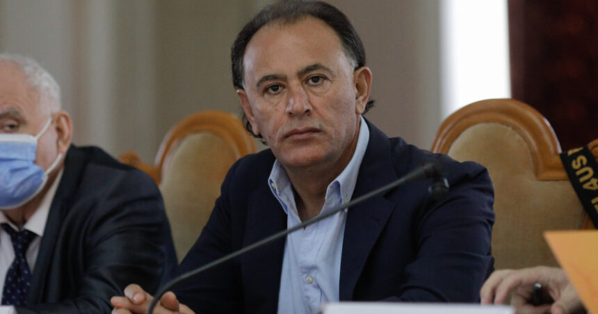 video un important membru aur sustine ca simion ar fi negociat cu psd functii in guvernul vestea mi a zis esti la economie reactia aur 6a3e974492fa2