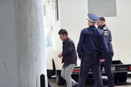 vlad virgil capul retelei fabrica de mosteniri la un pas sa scape de arestul la domiciliu ce au decis azi judecatorii 6a32948685201