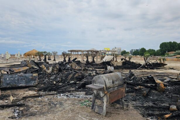 a fost stabilita cauza incendiului care a mistuit beach barurile din mamaia 6a4f67b5478cf