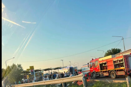 accident grav pe a2 spre litoral o persoana a murit iar trei au fost ranite dupa ce doua masini s au ciocnit 6a59d9c5b6ea2