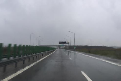 atentie soferi se circula in conditii de ploaie pe autostrazile a1 a2 a3 si a7 6a4497f7b5767