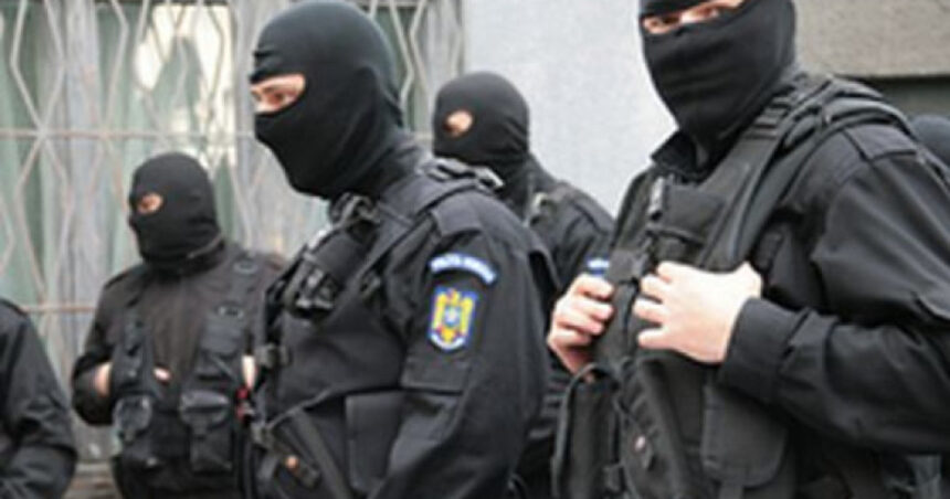 bijuterii din aur de 100 000 de euro au fost furate dintr o masina parcata in botosani politistii fac perchezitii 6a61bf3d3580f