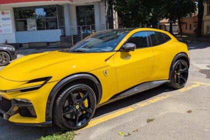 cine rupe gura targului cu ferrari purosangue 6a563caed5051