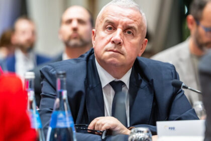 daniel buda este noul sef al delegatiei romaniei din grupul ppe europarlamentarul pnl il inlocuieste pe rares bogdan 6a44e62760744