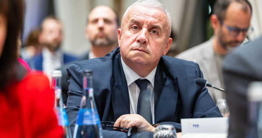 daniel buda este noul sef al delegatiei romaniei din grupul ppe europarlamentarul pnl il inlocuieste pe rares bogdan 6a44e62760744