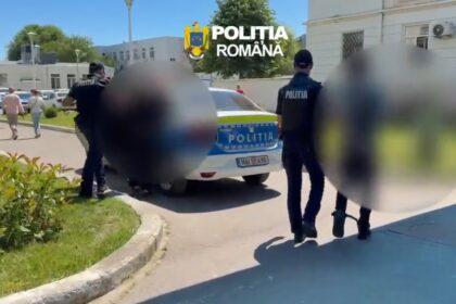 doi barbati arestati dupa o serie de spargeri in mamaia au vizat o biserica abadl si un santier 6a4d03ff047ef