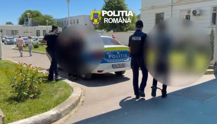 doi barbati arestati dupa o serie de spargeri in mamaia au vizat o biserica abadl si un santier 6a4d03ff047ef