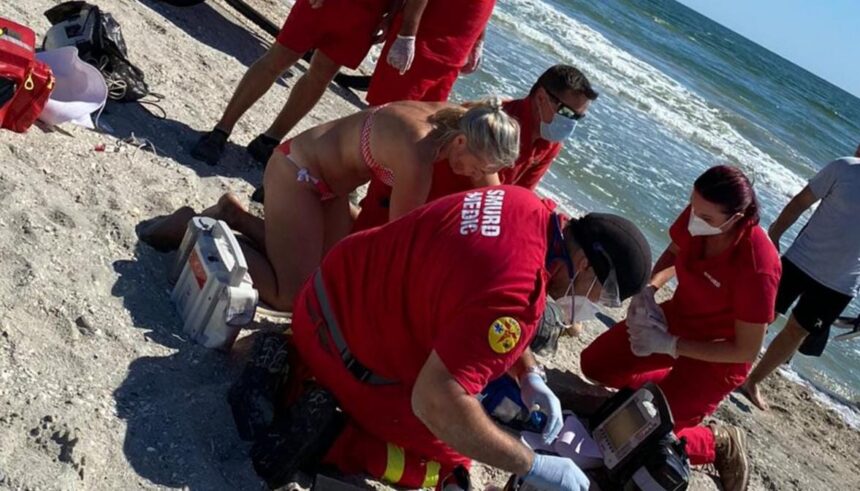 doua interventii pe litoral o persoana scoasa din mare la vama veche si un copil de 11 ani in mamaia 6a48e8d233134