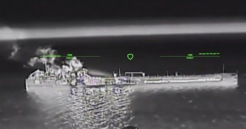 doua petroliere rusesti lovite de drone ucrainene in marea azov unul dintre ele a luat foc 6a4f4df18f7fb
