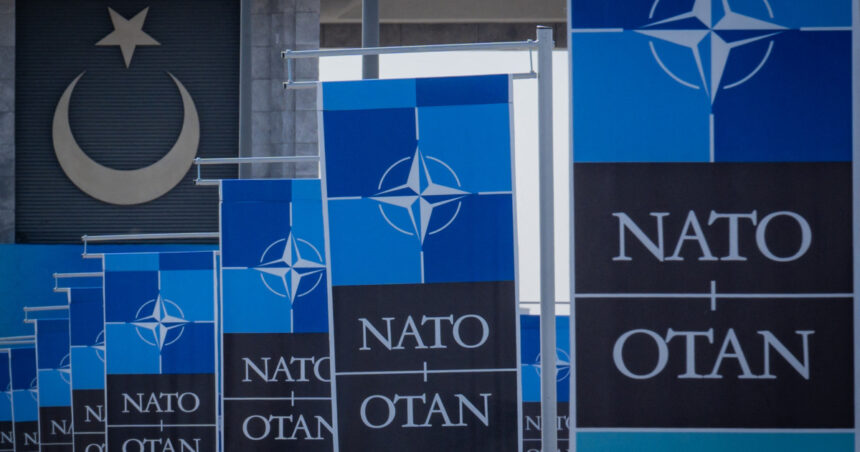 exclusiv basescu despre summitul nato este cel mai important de la infiintarea organizatiei ce a spus despre trupele americane din europa 6a4acb7c90bdf