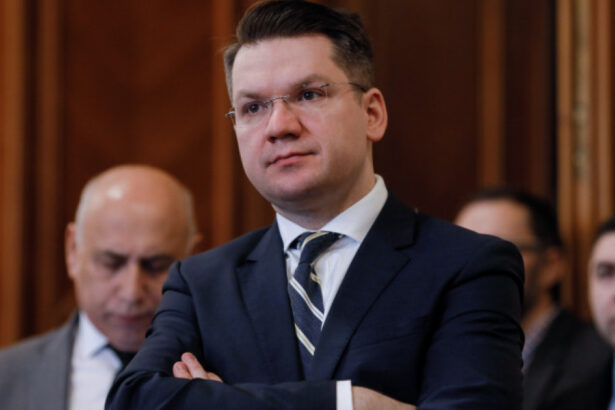 exclusiv deputatul mihail neamtu sanctionat de cna pentru dezinformare si reclama ilegala la suplimente alimentare reactia alesului 6a4e54238cbe9