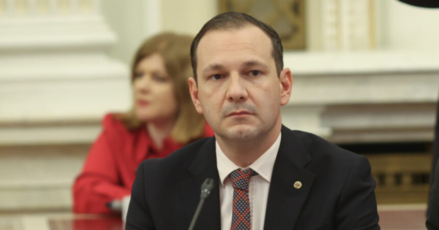 exclusiv medicul radu tincu daca legea salarizarii va fi adoptata va duce la agravarea deficitului de personal din ati si primiri urgente 6a6902fe948a2