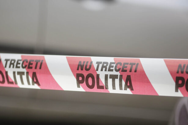 fetita de 6 ani pe bicicleta accidentata mortal de o autoutilitara in maramures speriat de localnici soferul a fugit la politie 6a47e354b666b