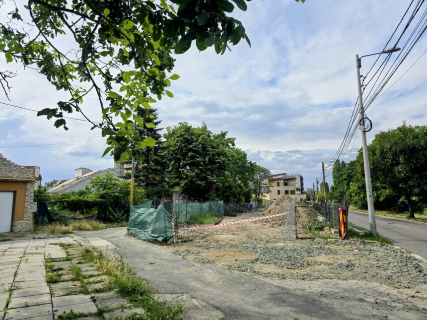 foto santier langa viitorul stadion gheorghe hagi panait ridica un bloc pe terenul unde administratia locala visa parcare si spatiu verde 6a52bdfc81154