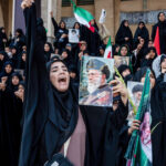 iran lacrimi pumni in piept si indemnuri la razbunare la funeraliile publice din teheran ale ayatollahului ali khamenei 6a4918b23b83b