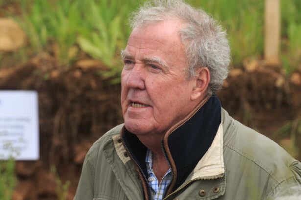 jurnalistul britanic jeremy clarkson celebru pentru emisiunea top gear sufera de o forma agresiva de cancer 6a46290ace721