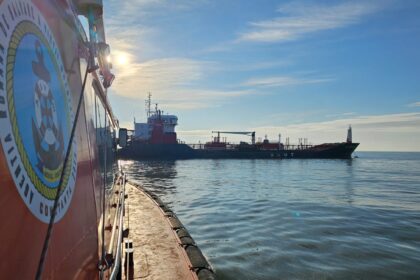 misiune de salvare la sulina doi marinari sunt dati disparuti intervine arsvom 6a65ed505832f