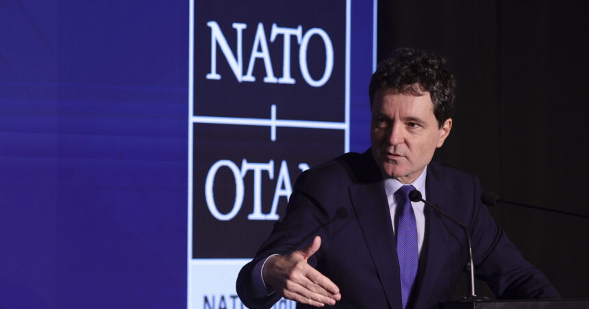 nicusor dan romania isi respecta angajamentele in nato va cheltui 37 din pib anul acesta pentru securitate si aparare 6a4e4293ea882