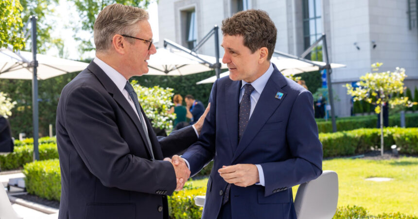 nicusor dan s a intalnit cu keir starmer la summitul nato ce au convenit cei doi 6a4e2672eb291