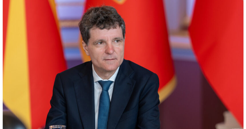 nicusor dan solutia pentru criza politica este la partide ce crede despre varianta cu patru guverne succesive 6a59080979da1